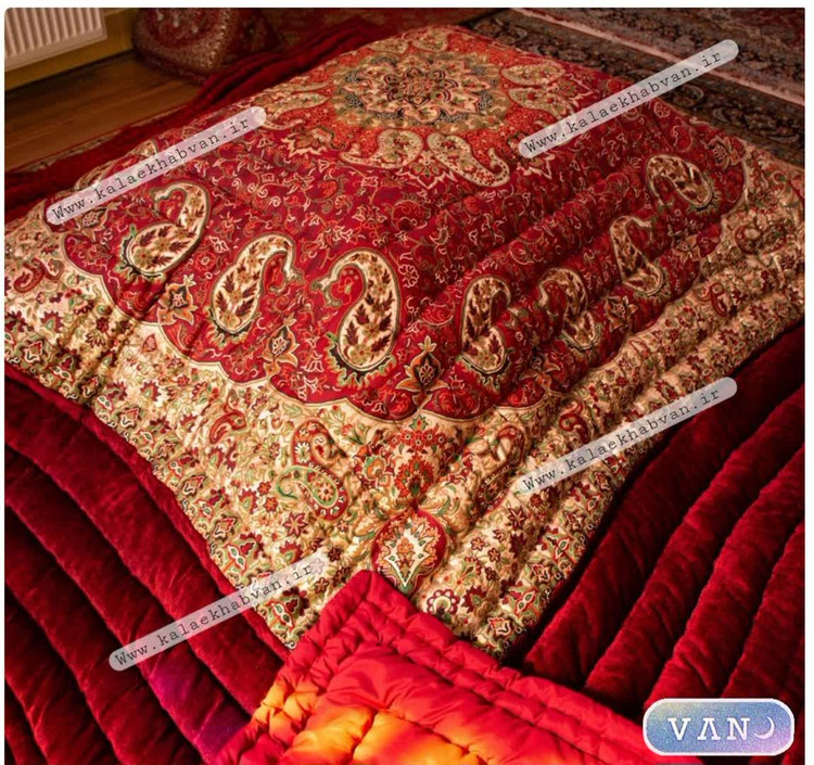 لحاف کرسی دست دوز ترمه طرح نسترن زرشکی کد 73915