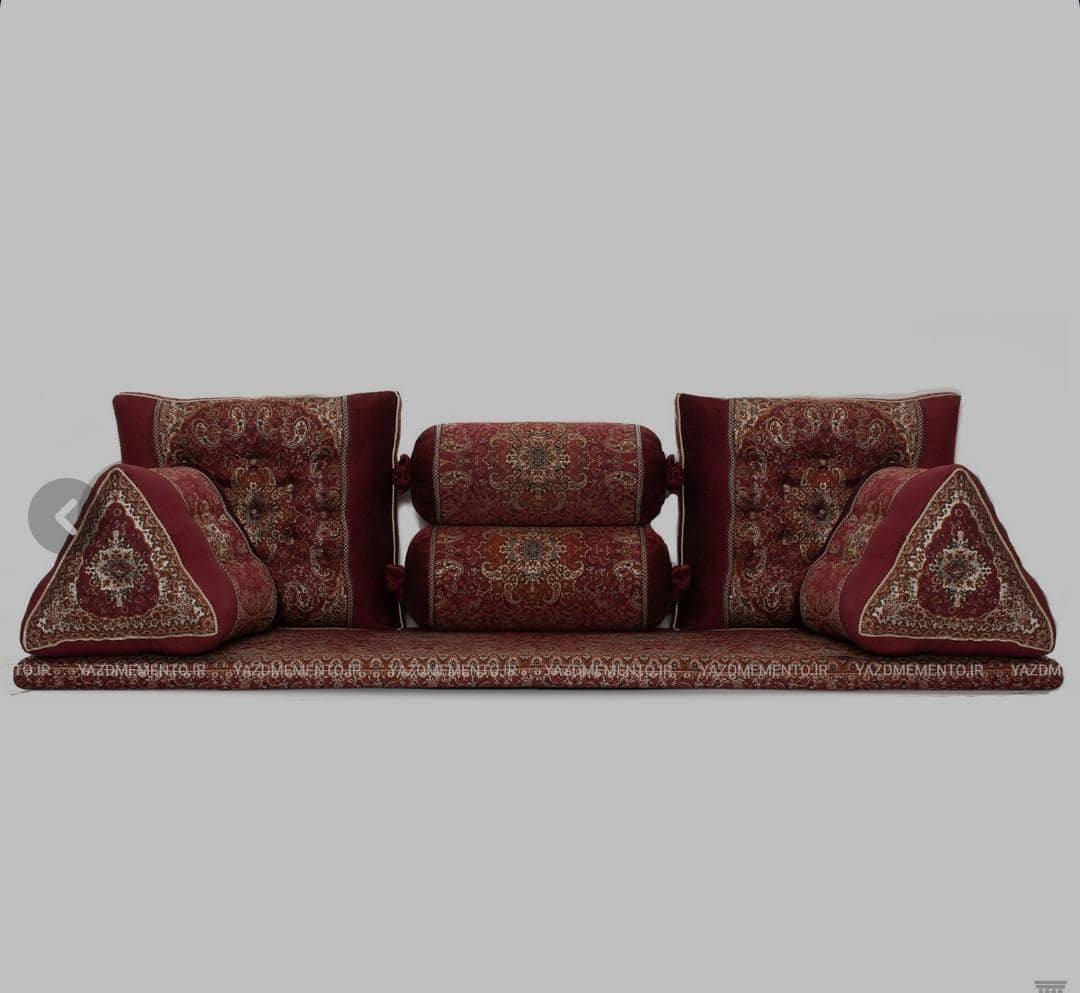 پشتی سنتی شاه نشین ترمه طرح نسترن کنار مخمل - ست 7 تکه زرشکی